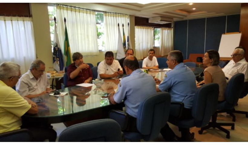 A reunião aconteceu na sede da CDL Campos (Foto: JTV)
