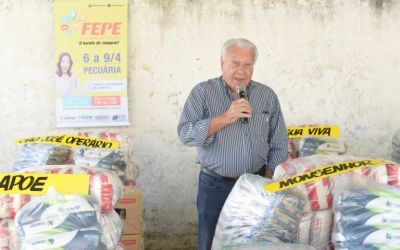CDL Campos doa cestas básicas para entidades com recursos da bilheteria da FEPE